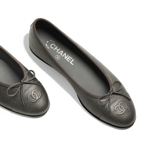 CHANEL Ballerinas Metallic Grained Lambskin Ref. G02819 size 36 1/2 - Picture 1 of 1